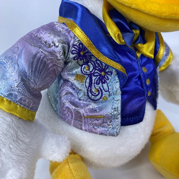 Donald Duck Stuffed Collectable Toy 2021 Walt Disney World 50th Anniversary Gift - Picture 3 of 7